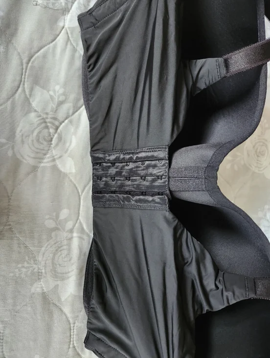 torrid Curve Black  Bra with Smooth Lining. - Picture 5 of 6
